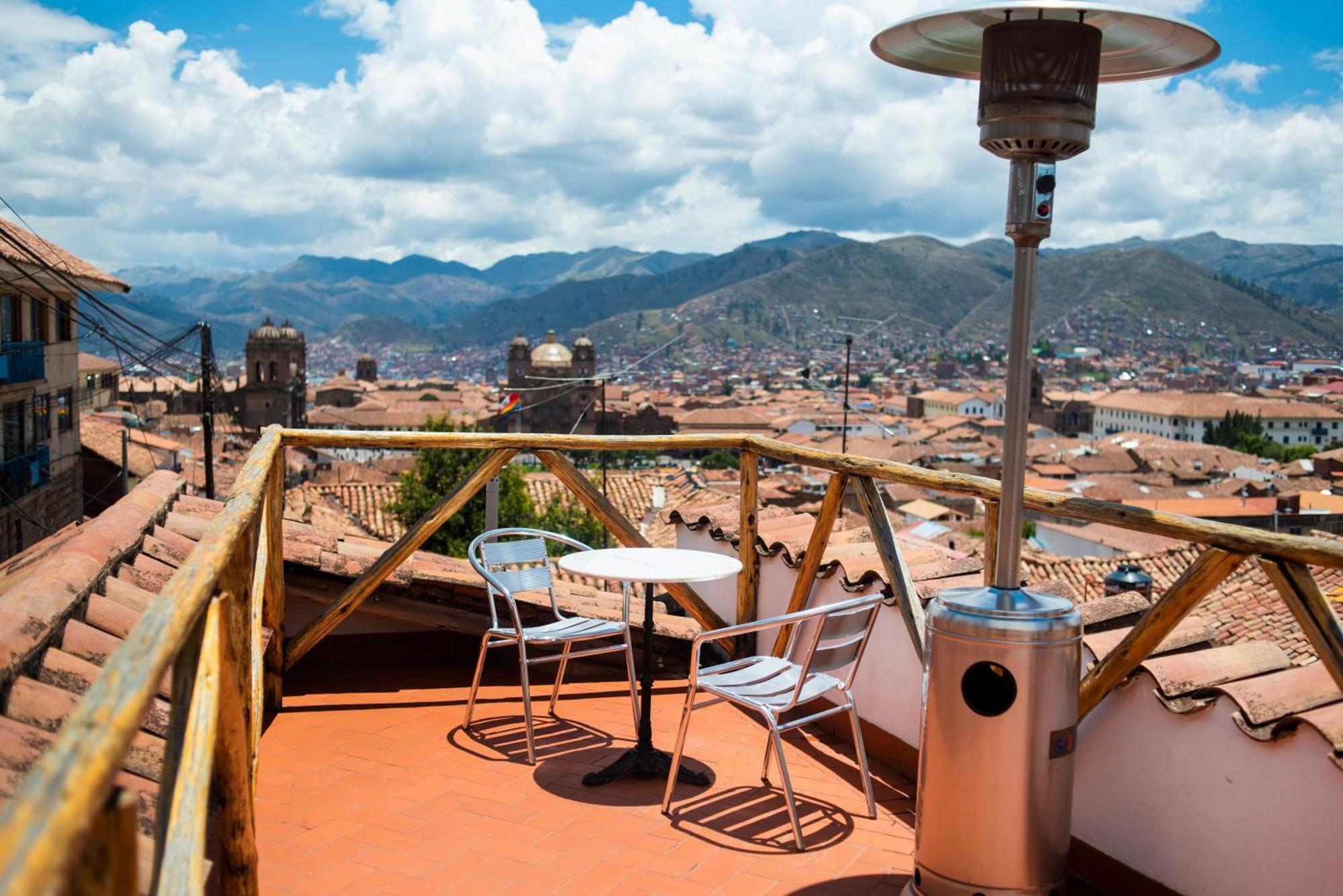 Rumi Wasi Cusco Luaran gambar