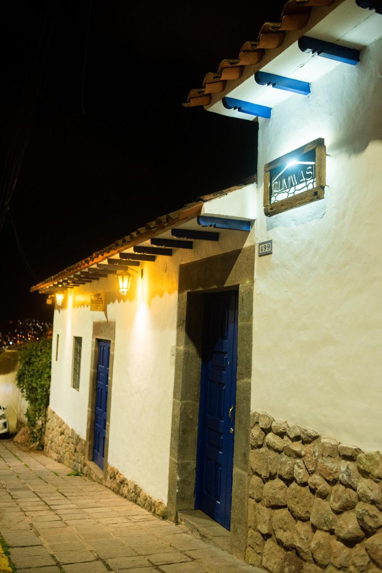 Rumi Wasi Cusco Luaran gambar